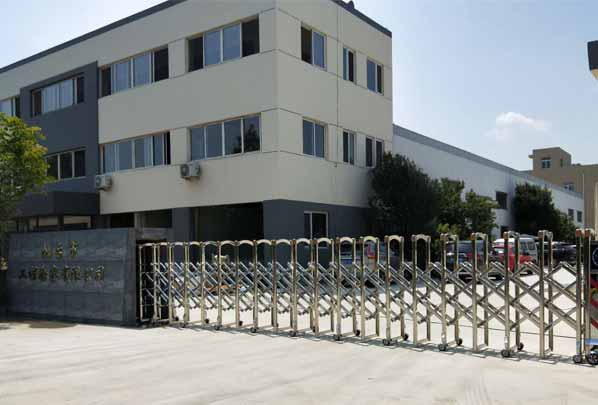 從傳統(tǒng)到智能：金順門(mén)業(yè)重新定義電動(dòng)伸縮門(mén)